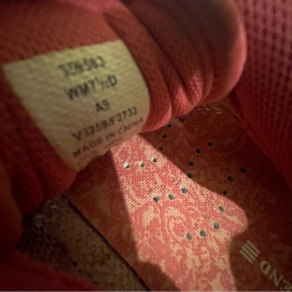 Women's LANDS END Beach Combers Pretty In Pink Hiking Shoes - Picture 7 of 7